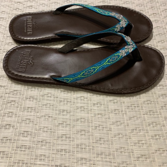 Hollister Leather Sandals - Picture 2 of 4